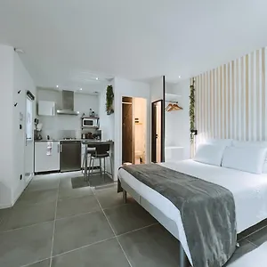 https://gestloc-appartement-sky-terrasse-et-parking-prive-vue-montagne.hotels-rhonealpes.com